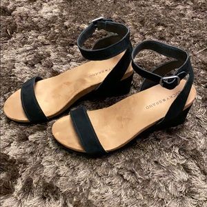 Lucky Karston Women’s Suede Wedge